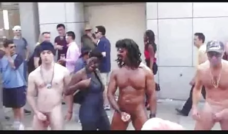 Çocuklar mature seks tube Kıçlarını oyuncak