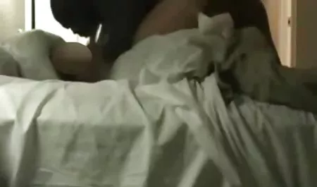 Dövmeli babe dick off mature mom seks yakın eylem mastürbasyon