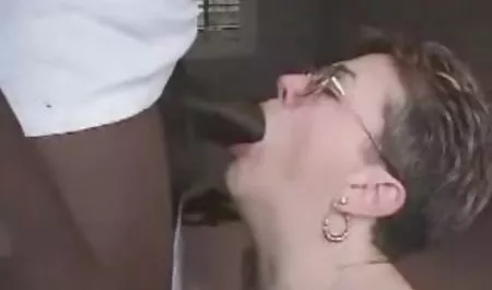 Seksi piercing ağır deldi benim mature sexs indir yüzük ile onu kedi köle