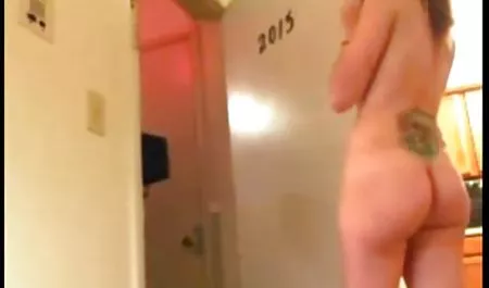 Sıcak sarışın sex mature izle aşk büyük bir horoz ile becerdin
