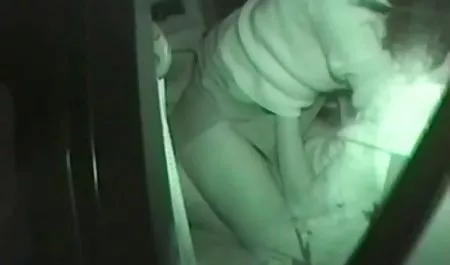 Sarışın karısı dul yaşlı olgun sex büyük dick alır