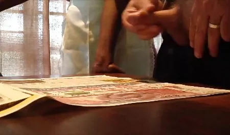 Bebek busty olgun kadın sex Ağustos inanılmaz göt misyoner doldurulması Ames