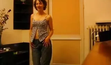 Sidik grup seksten sonra olgun kadın sex takas sırılsıklam