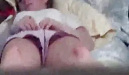 Çok mom Fucks young mature milf sex izle stud