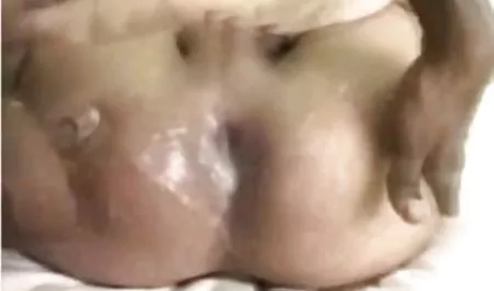 İki mature zorla sex kızı şanslı bir adam lanet