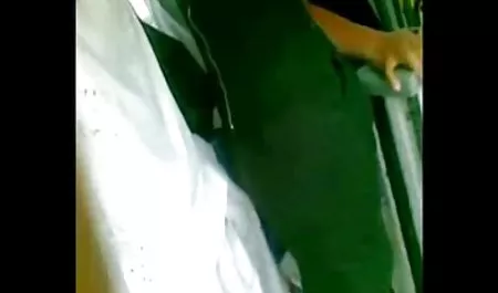 Bu mature seks filmi brazzers - Alessa Vahşi genç siyah