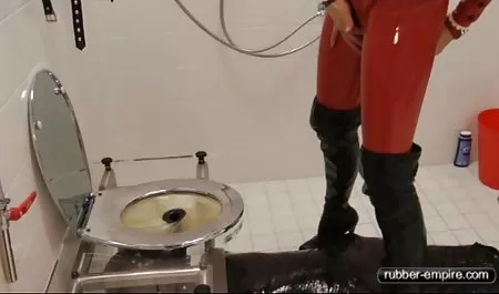 Küçük sürtük güzel olgun sex siyah horoz seviyor