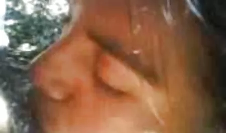 Kırk olgun kadın genç çocuk sex üç