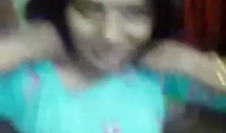 - olgun kadın genç sex Kız deney ve önceden vardı