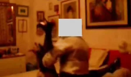Genç Üvey anne yaşlı sex mature ile üçlü kavşak