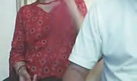 Karısı yalama ve olgun yaslı sex beceriyor sert ve sabit