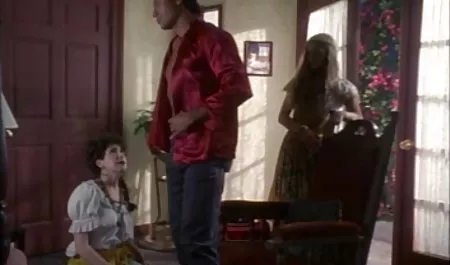 Oturma odasında uzun mature türk seks bacaklı güzellik darbeler ve sikikleri